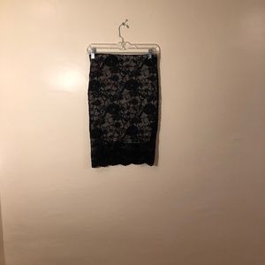 🔥High Rise Floral Lace Skirt🔥